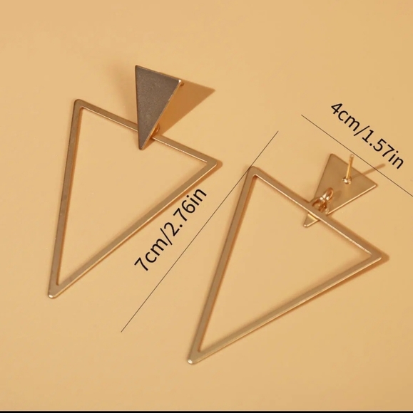 Gold Triangle earrings - Picture 2 of 3